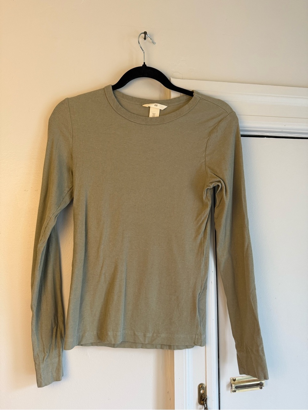 H&M Olive Green Ribbed Long Sleeve Crewneck Tee